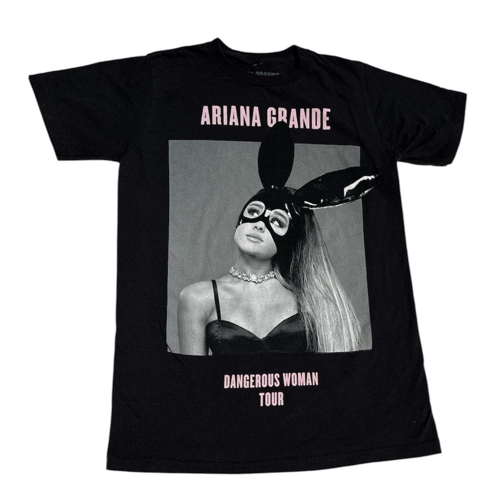 Ariana Grande Dangerous Woman World Tour 2017 Bunny Mask Graphic T-Shirt Size XS